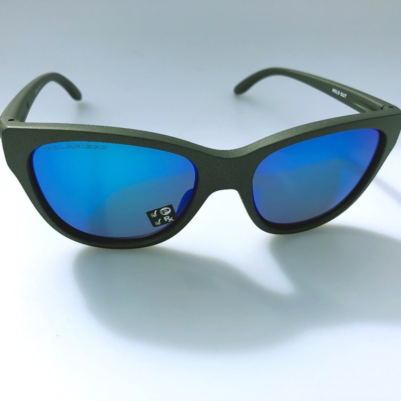 Oakley Hold Out Sunglasses main image 4